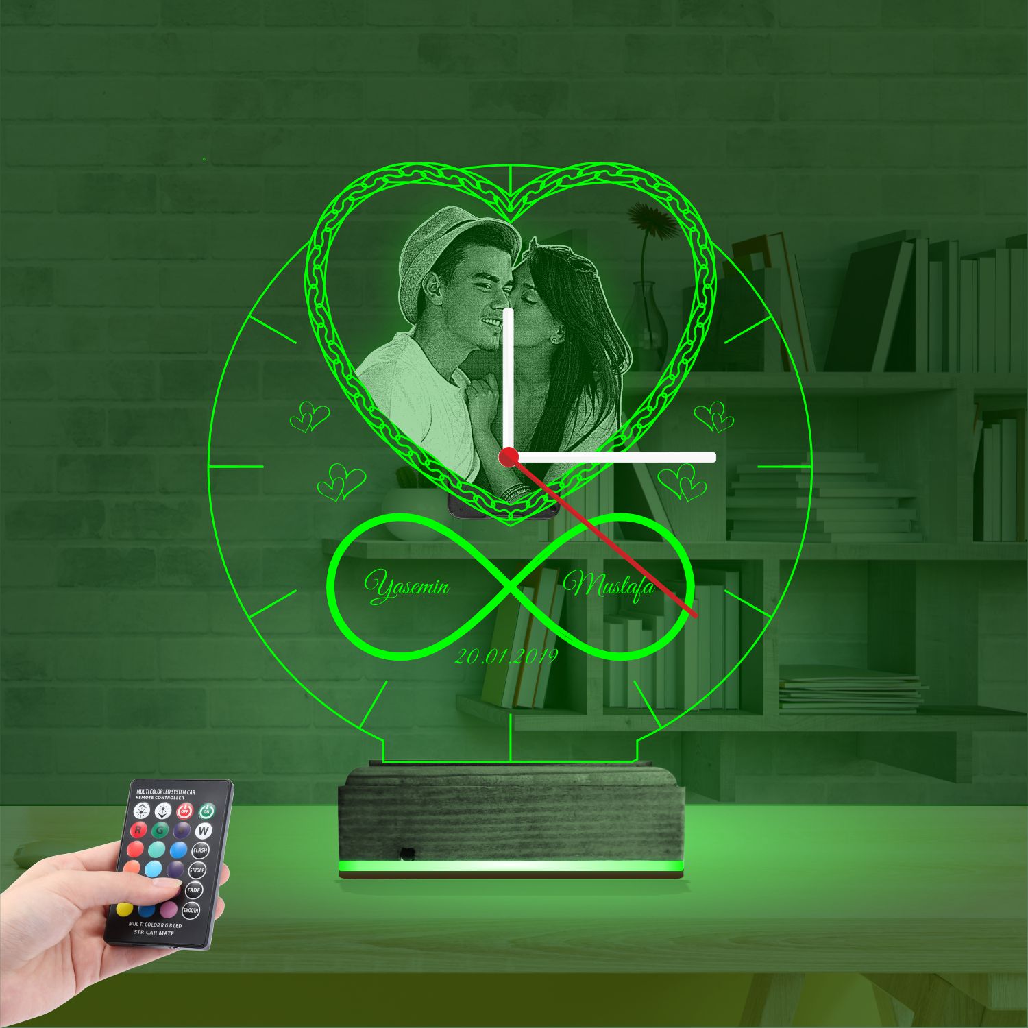 Именной 3D-светильник с фото «Бесконечное сердце» 5