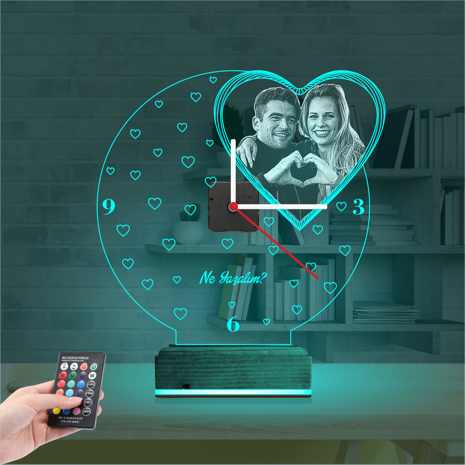 Именной 3D-светильник с вашим фото и часами «Сердце в любви» 2
