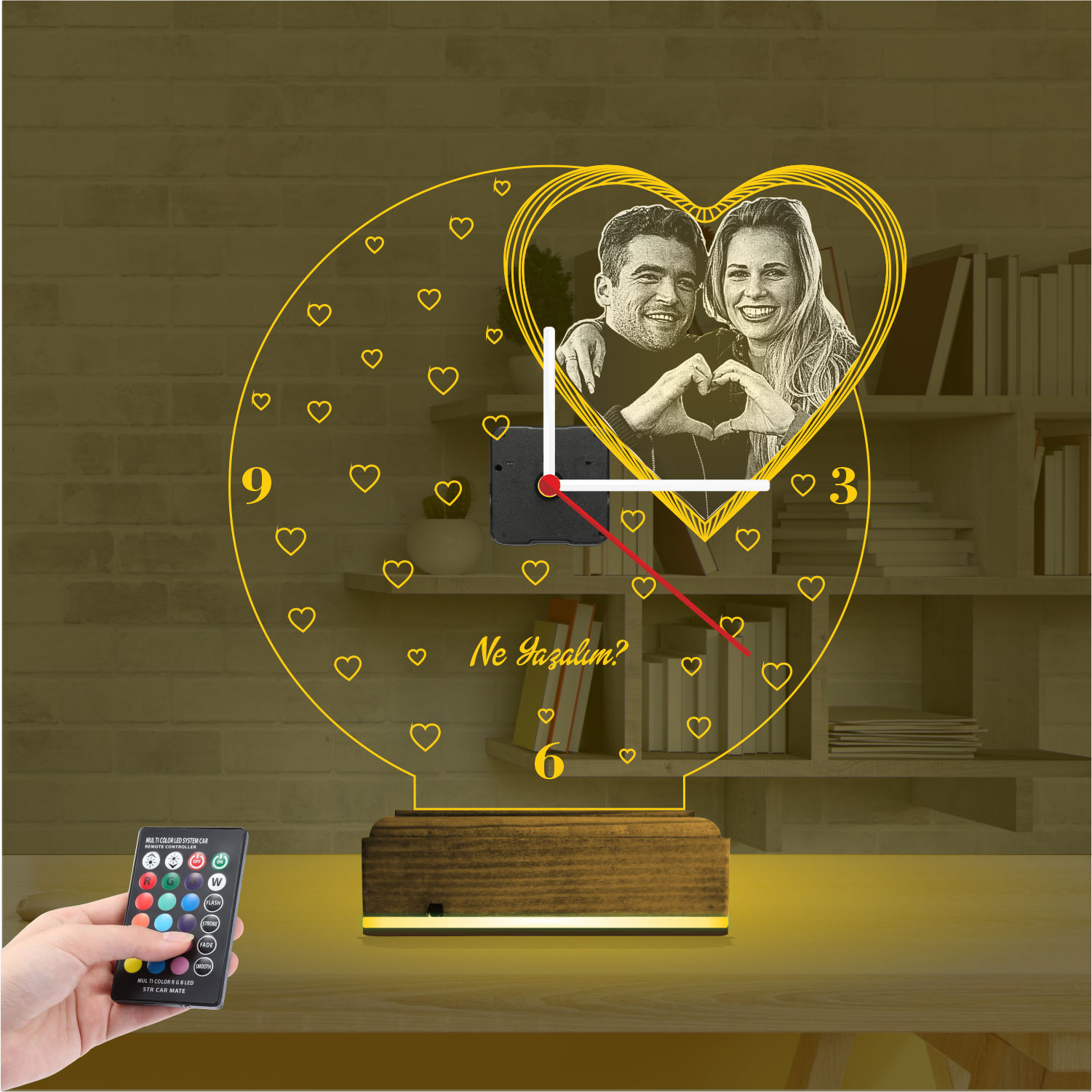 Именной 3D-светильник с вашим фото и часами «Сердце в любви» 7