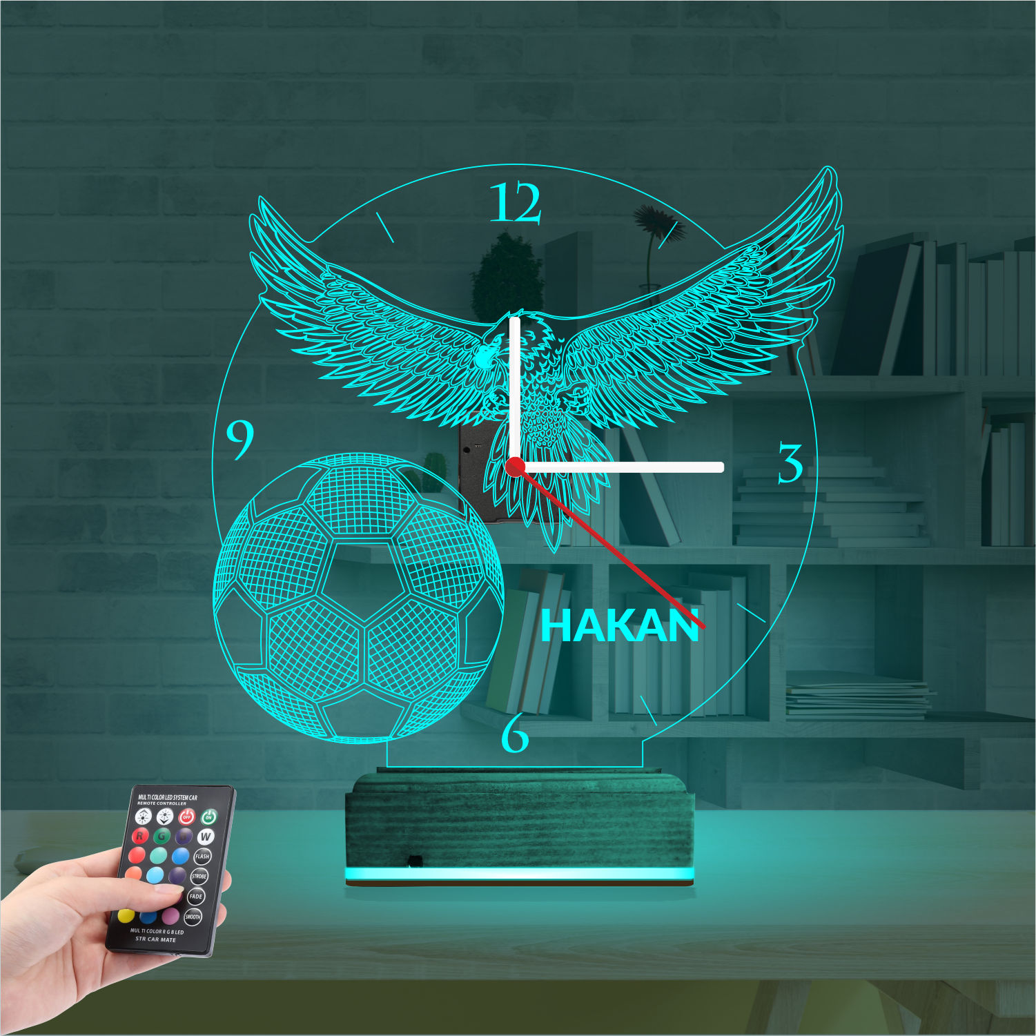 Именной подарок футболисту: орел с мячом и часами 3d светильник 2