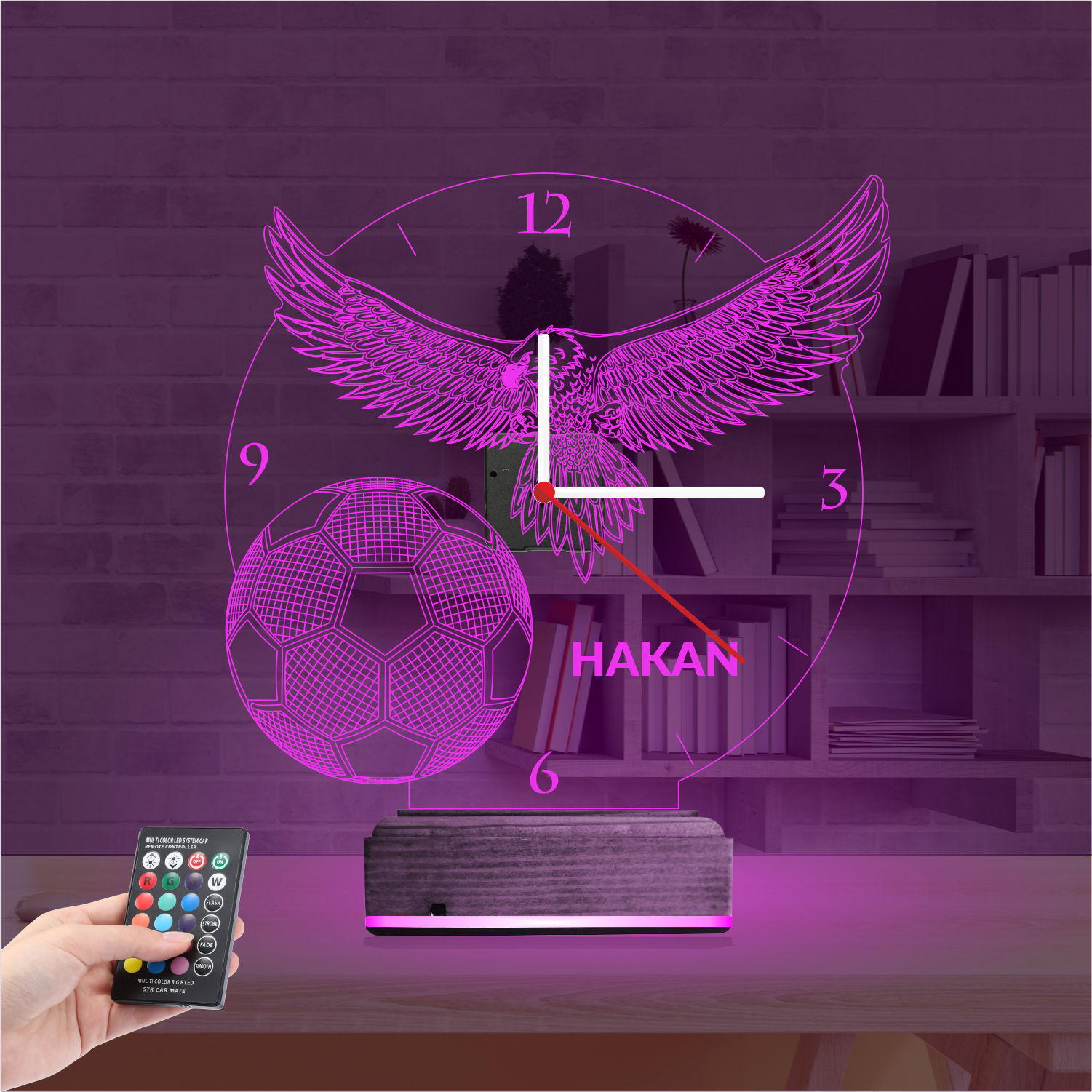 Именной подарок футболисту: орел с мячом и часами 3d светильник 3