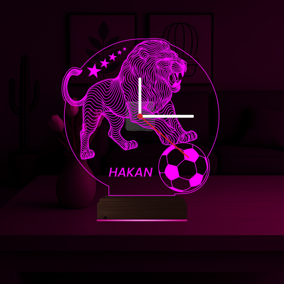Именной подарок футболисту: лев с мячом и часами 3d светильник